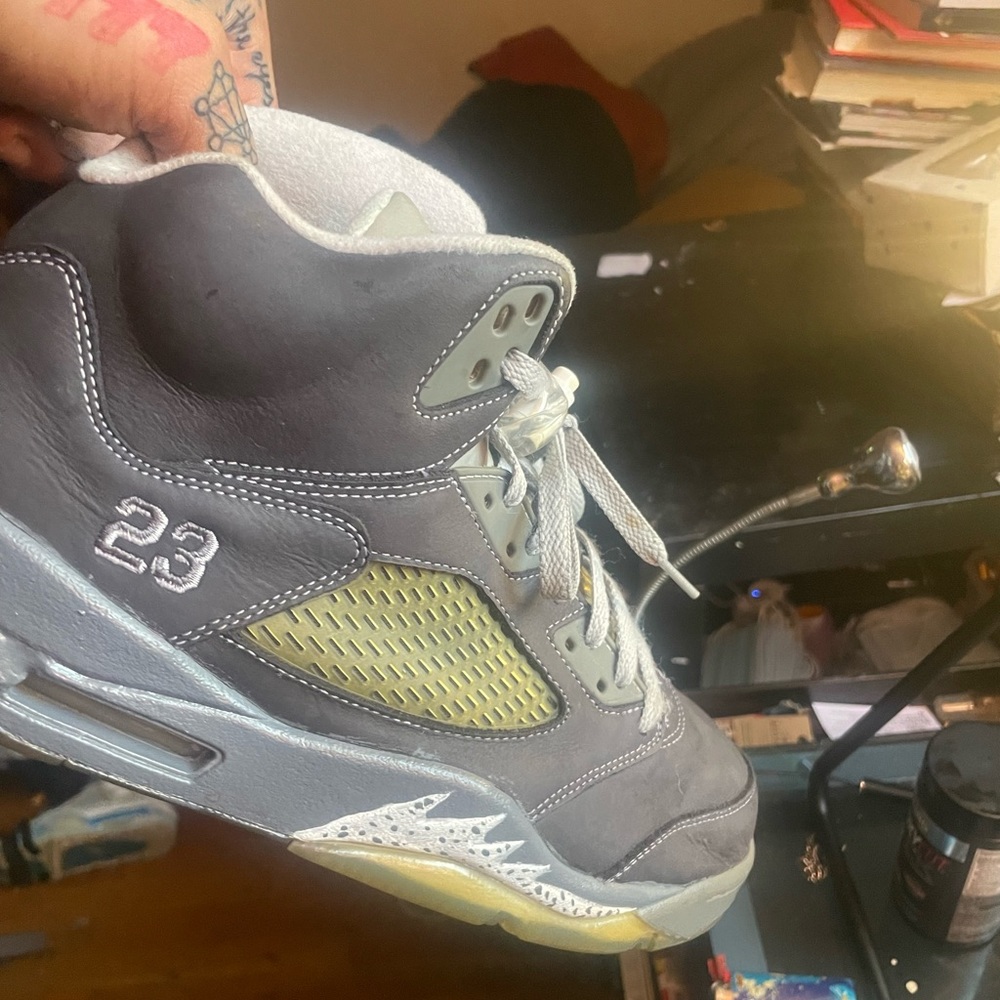 Wolf grey 5s sz 11.5 rep box